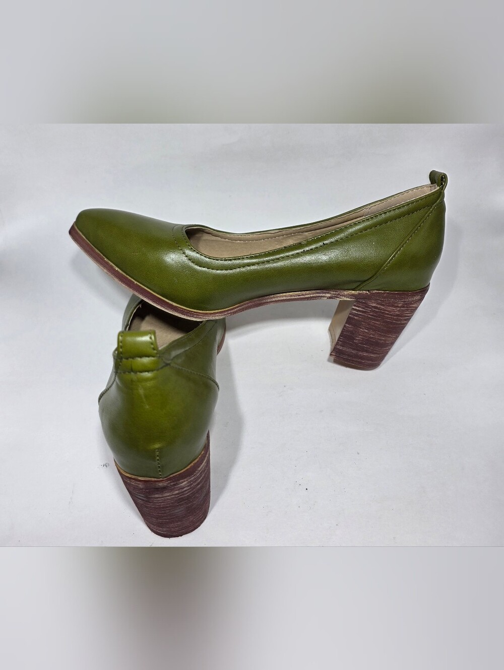 Women’s Size 41 Green Olive Block Heel Pumps Pointed Toe Slip On Shoes - Picture 7 of 8